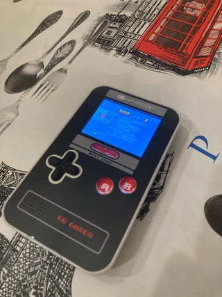 Consola My Arcade Go Gamer Negra y Roja
