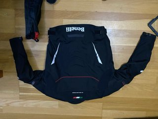 Chaqueta Moto Benelli Negra