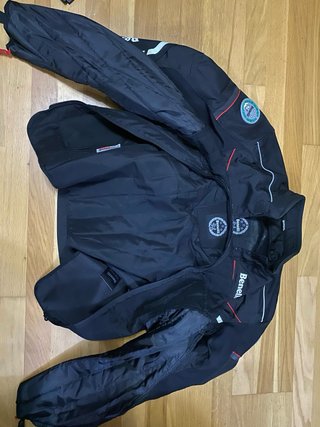 Chaqueta Moto Benelli Negra