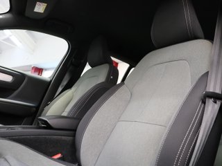 Volvo XC40 T4 PHEV Recharge Core Auto 155 kW (211 CV)