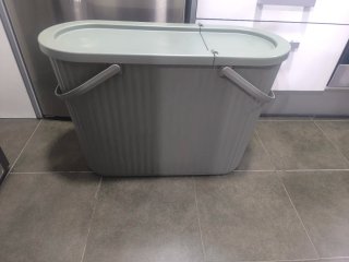 Cubo DAMMÄNG verde grisaceo plástico
