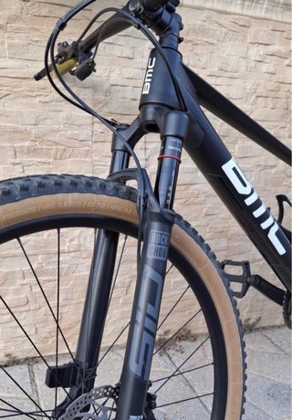 Bicicleta BMC Carbono Montaña