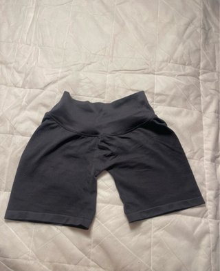 Leggings cortos push up Prozis negros