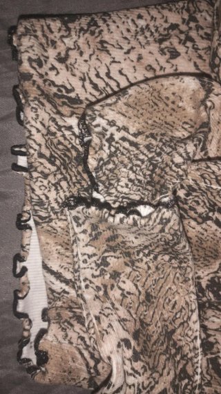 Bershka: Camiseta estampado serpiente Talla XS