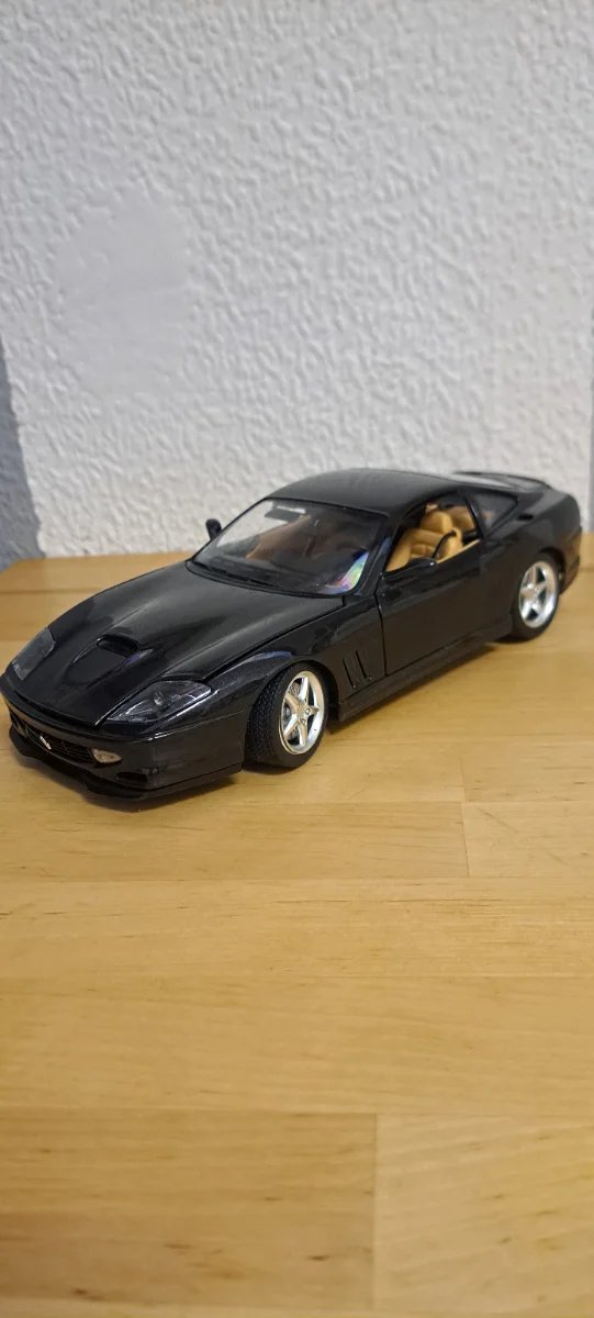 Ferrari 550 Maranello Bburago Negro