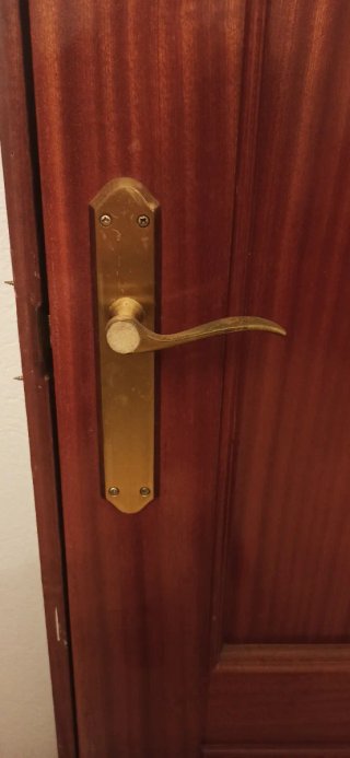 Puerta madera precio negociable