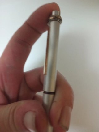 Bolígrafo Cartier Plata y los tres oros de Cartier