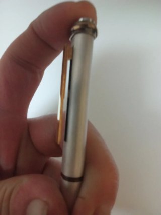 Bolígrafo Cartier Plata y los tres oros de Cartier