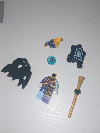 Minifigura Jestro Nexo Knights