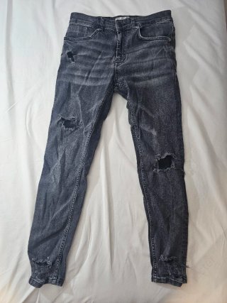 Vaqueros Skinny Rotos Pull&Bear Talla 40