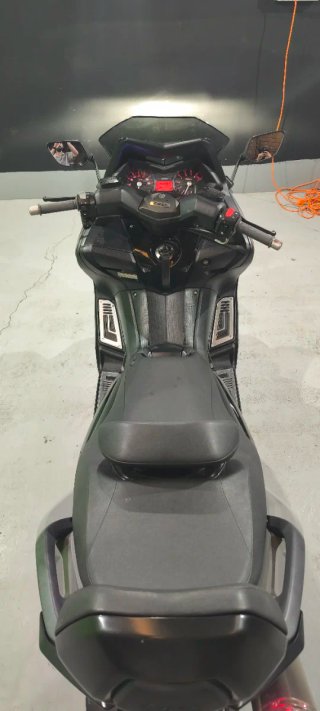 Yamaha tmax 530