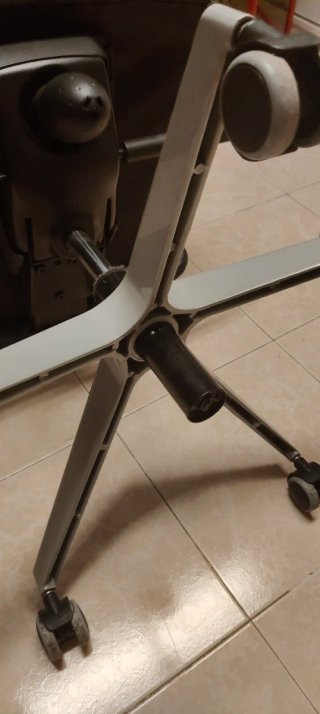 Sillón de oficina negro