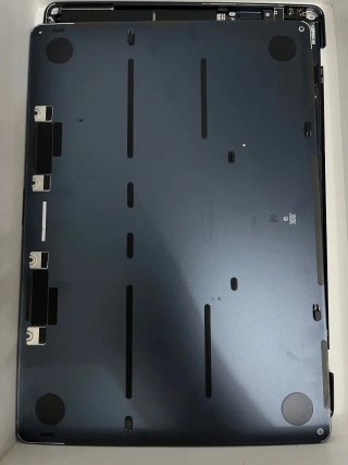 Struttura MacBook Air M2 2022