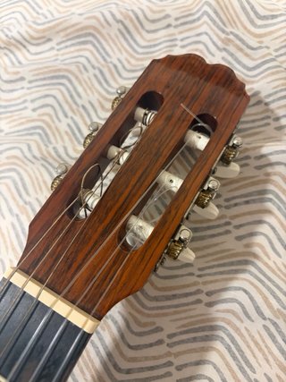 Guitarra Admira Clásica