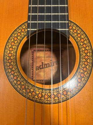 Guitarra Admira Clásica