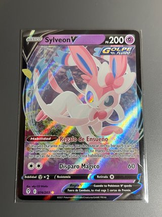 Sylveon V 074/203 Carta Pokémon