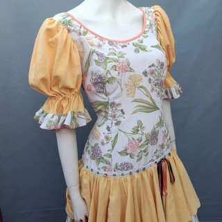 Traje flamenca artesanal estilo rociero