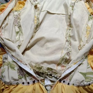 Traje flamenca artesanal estilo rociero