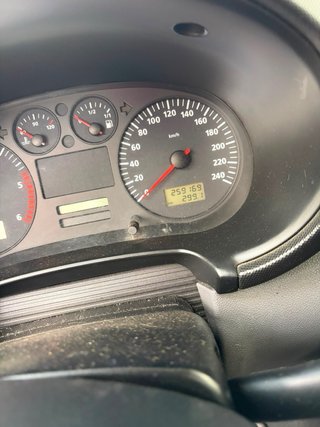 SEAT Leon 2000