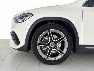 MERCEDES GLA 200 D