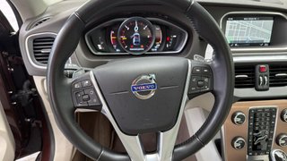 VOLVO V40 CROSS COUNTRY berlina con porton 2.0 D3 SUMMUM AUTO 5P