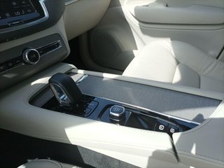 VOLVO XC90 2.0 T8 PHEV CORE RECHARGE AWD AT 455 5P 7 Plazas