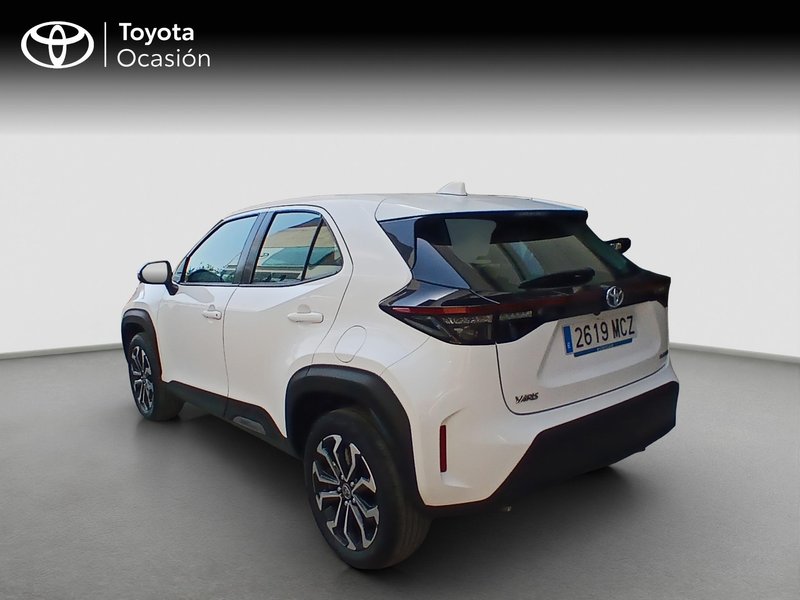 Toyota Yaris 2021, foto 2