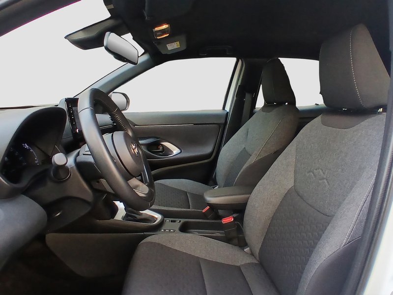 Toyota Yaris 2021, foto 12