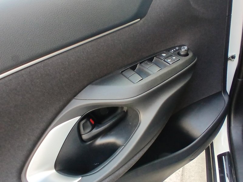 Toyota Yaris 2021, foto 20