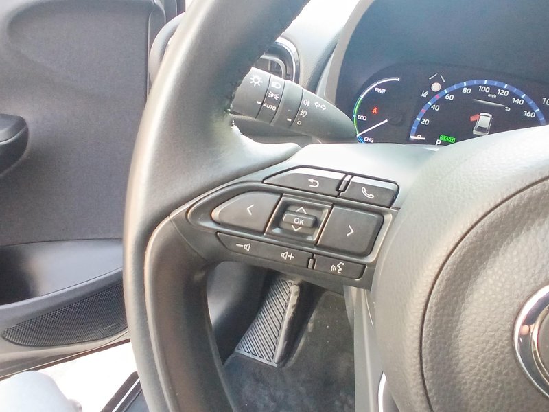 Toyota Yaris 2021, foto 24