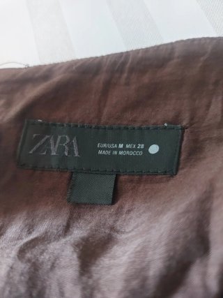 Falda Zara voluminosa Talla M
