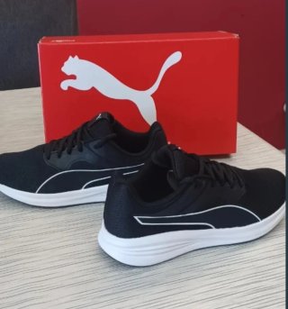 Zapatillas Puma Negras y Blancas Tela