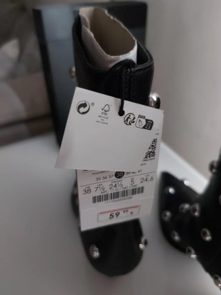 Botas Bershka Tachas Talla 38