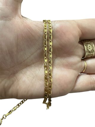 Cadena con baño de oro