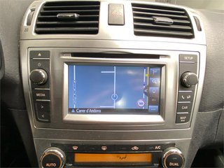 TOYOTA Avensis 150D Advance AutoDrive