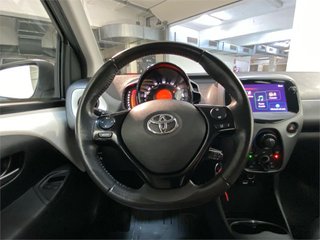 TOYOTA Aygo 70 x-play