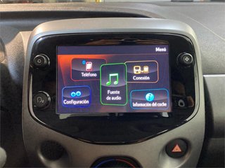TOYOTA Aygo 70 x-play