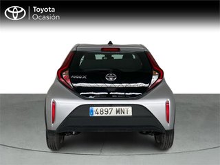TOYOTA Aygo X Cross Play