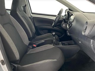 TOYOTA Aygo X Cross Play