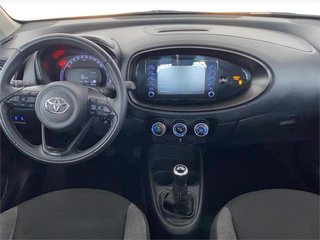 TOYOTA Aygo X Cross Play