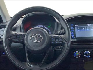 TOYOTA Aygo X Cross Play
