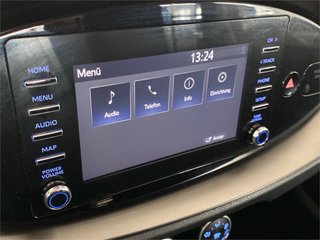 TOYOTA Aygo X Cross Play