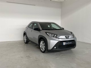 TOYOTA Aygo X Cross Play