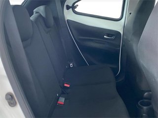 TOYOTA Aygo X Cross Play