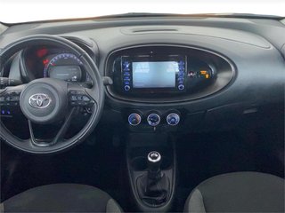 TOYOTA Aygo X Cross Play
