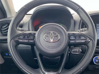 TOYOTA Aygo X Cross Play
