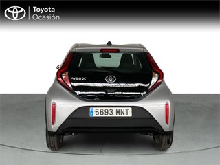 TOYOTA Aygo X 5 Puertas Play 70 Manual 5v