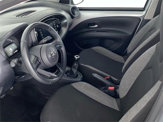 TOYOTA Aygo X 5 Puertas Play 70 Manual 5v