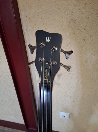 Bajo Warwick RockBass Infinity 4 Fretless.