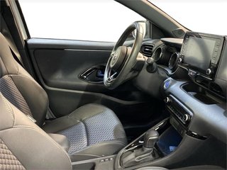 TOYOTA Yaris 120H 1.5 Style